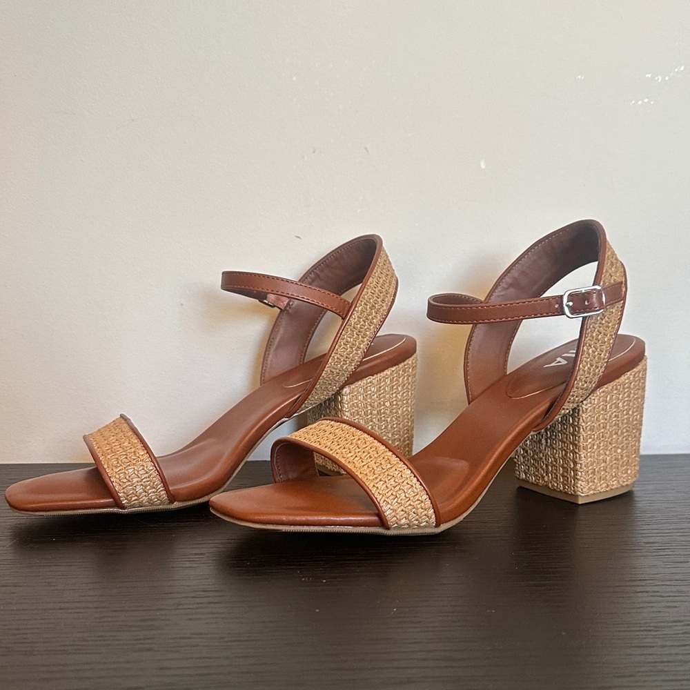NWT - MIA Strappy Rattan Block Heel Sandals